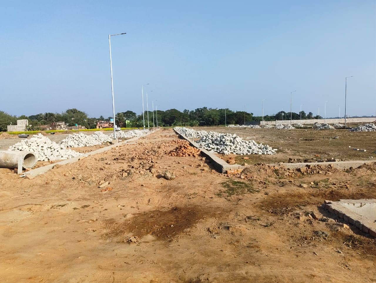 24 East Avenue — Luxury Gated Villas
